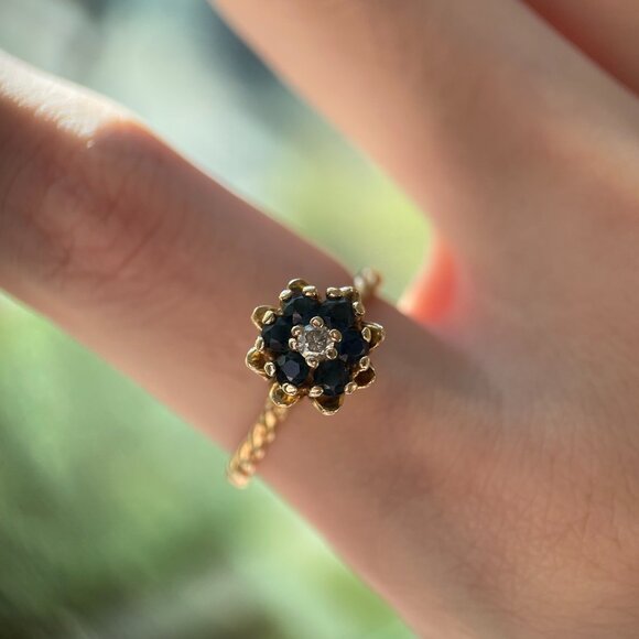 14k gold natural diamond tulip ring with twisted rope band size 5-6, 1970s 1980s - Picture 5 of 11